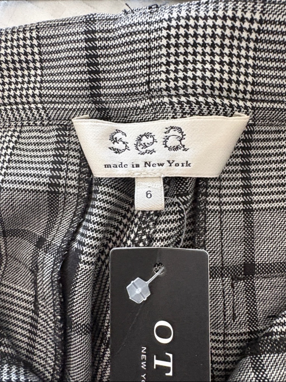 Sea New York cropped high rise black plaid Wide-Pants. Button and zipper fly. - Picture 12 of 15